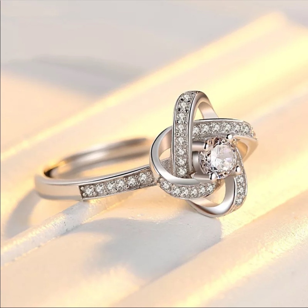 ☆Sterling silver diamond adjustable wedding ring♡ - Picture 3 of 5